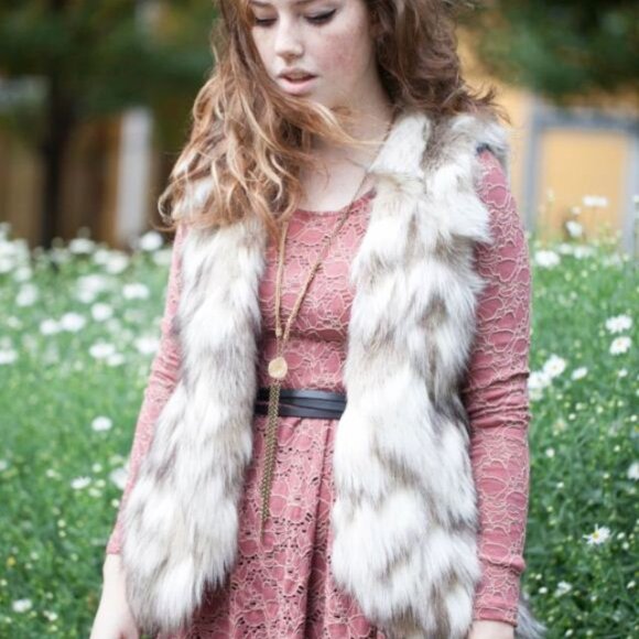 Free People Faux Fur vest - Picture 5 of 6